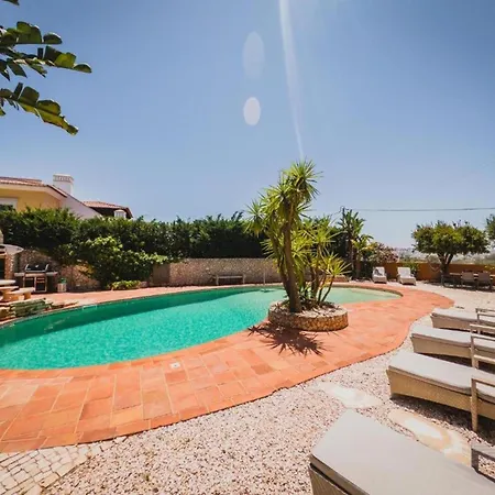 With Pool And Meia Access Διαμέρισμα *